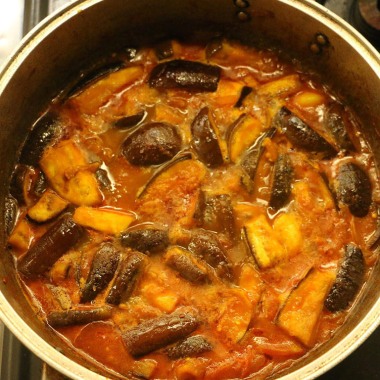 ナス好きにはたまらない、ナスをたっぷり食べられるカレー