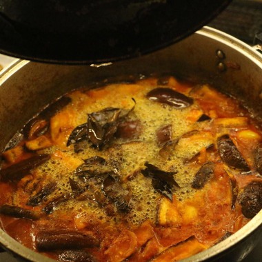 ナス好きにはたまらない、ナスをたっぷり食べられるカレー