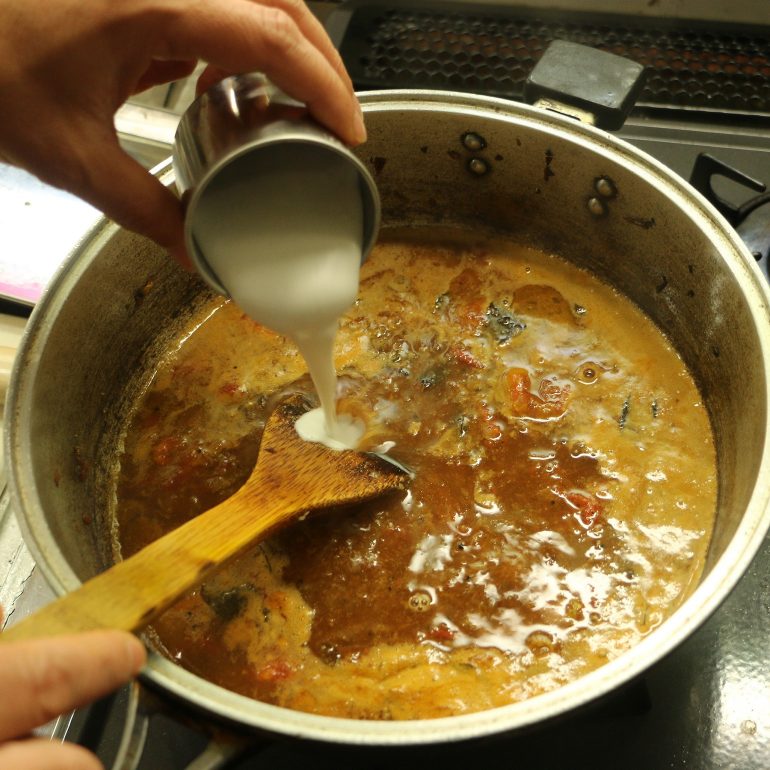 鰹のスパイスカレー